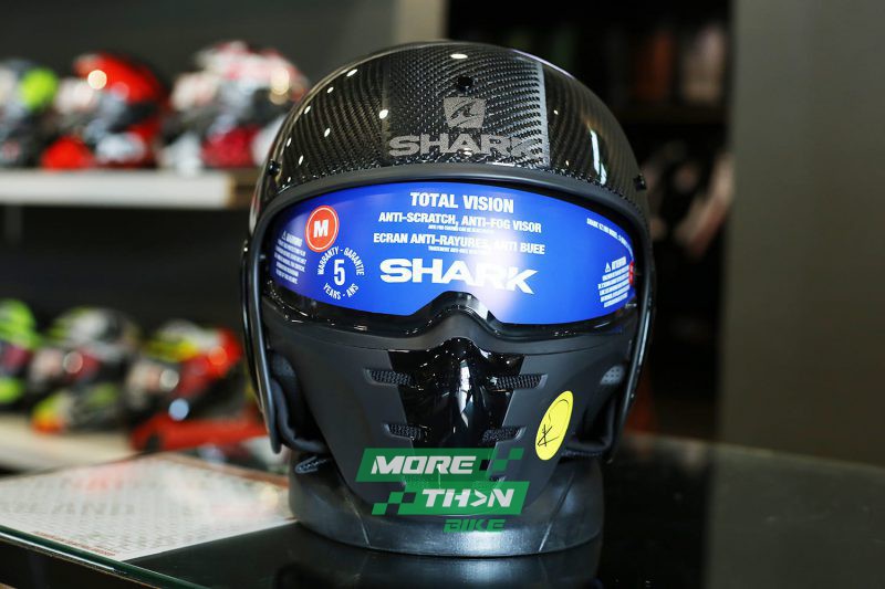 8_SHARK_S_DRAK_ CARBON_SKIN