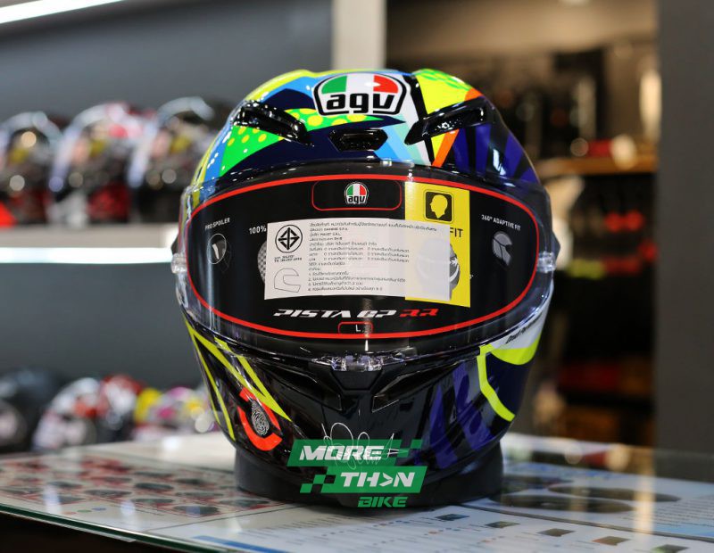 AGV-Pista-GP-RR-Wintertest-2020-Valentino-Rossi-46-Limited-Edition-02