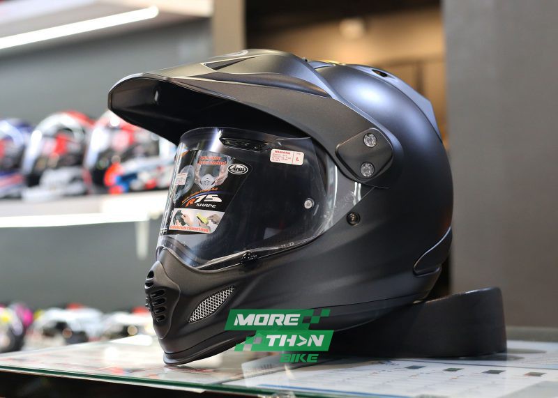 ARAI-TOUR-X4-BLACK-FROST-01