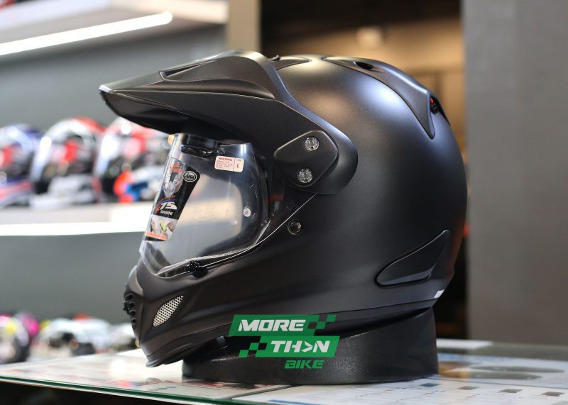 ARAI-TOUR-X4-BLACK-FROST-03