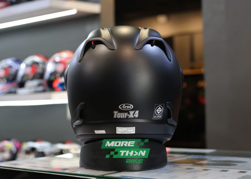 ARAI-TOUR-X4-BLACK-FROST-04