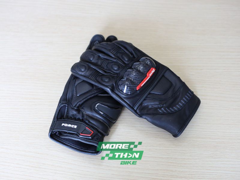 FORCE-CROWN-GLOVES-01