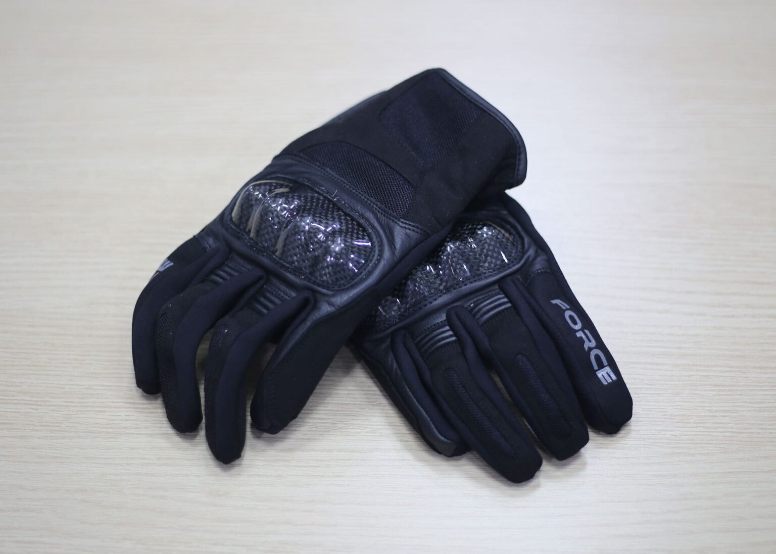 ถุงมือ Force รุ่น Veloce – หมวกกันน็อก ถุงมือ เสื้อการ์ด รองเท้า และชุด ...