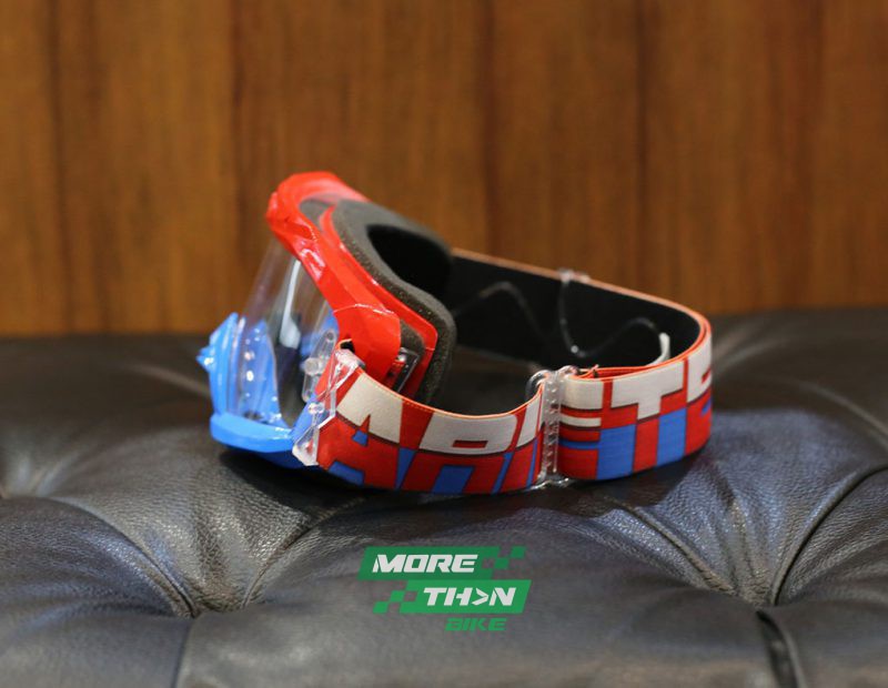 GOGGLES-red-blue-02