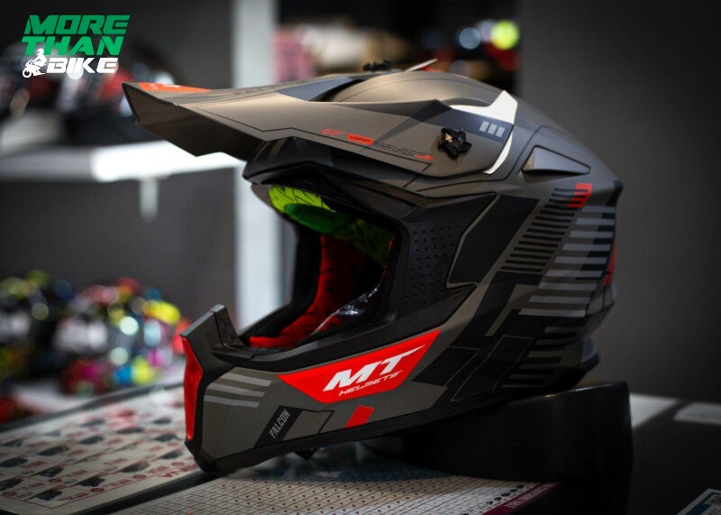 MT-FALCON-FENIX-MATT-RED-01