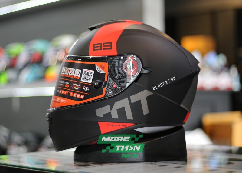MT-Helmets-Blade-2-SV-89-Matt-Red-03