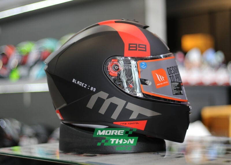 MT-Helmets-Blade-2-SV-89-Matt-Red-06