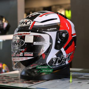 หมวกกันน็อค NHK รุ่น R1 Napoleon White/Red