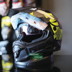 หมวกกันน็อค Real รุ่น Venger Plus Rusty Kazar Yellow