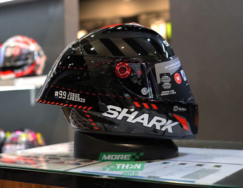SHARK รุ่น Race R Pro GP ลาย Lorenzo Winter Test 99 Red (Limited