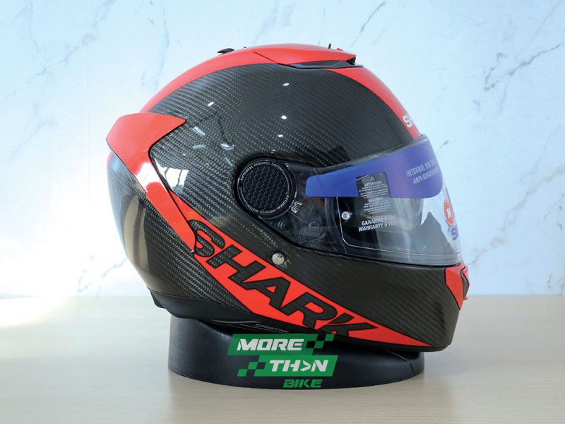 SHARK-SPARTAN-CARBON---CARBON-SKIN-05