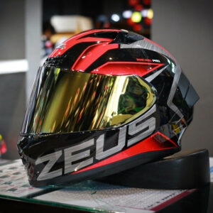 หมวกกันน็อค Zeus ZS-826 Sonic Metallic Black/Red