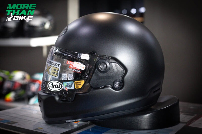 arai-concept-xe-black-frost-1-2