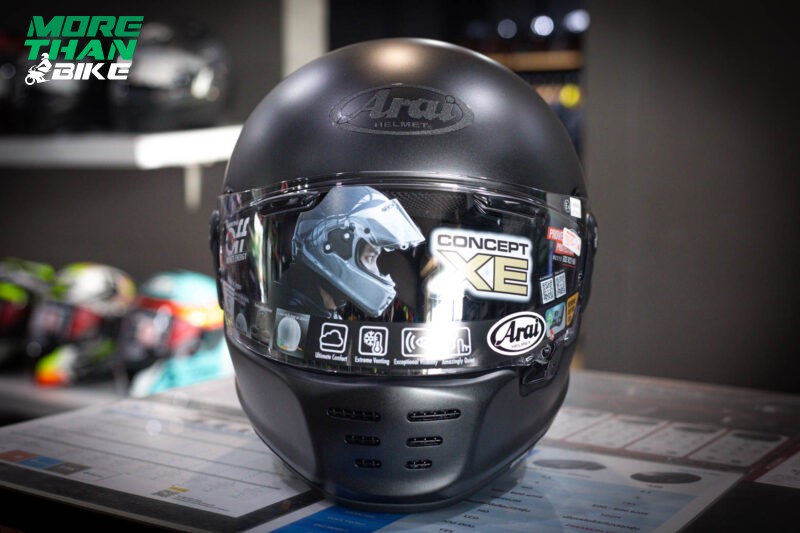 arai-concept-xe-black-frost-1-3 arai-concept-xe-black-frost-1-3