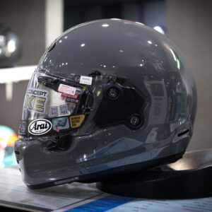 หมวกกันน็อค Arai รุ่น Concept-XE สี Modern Grey