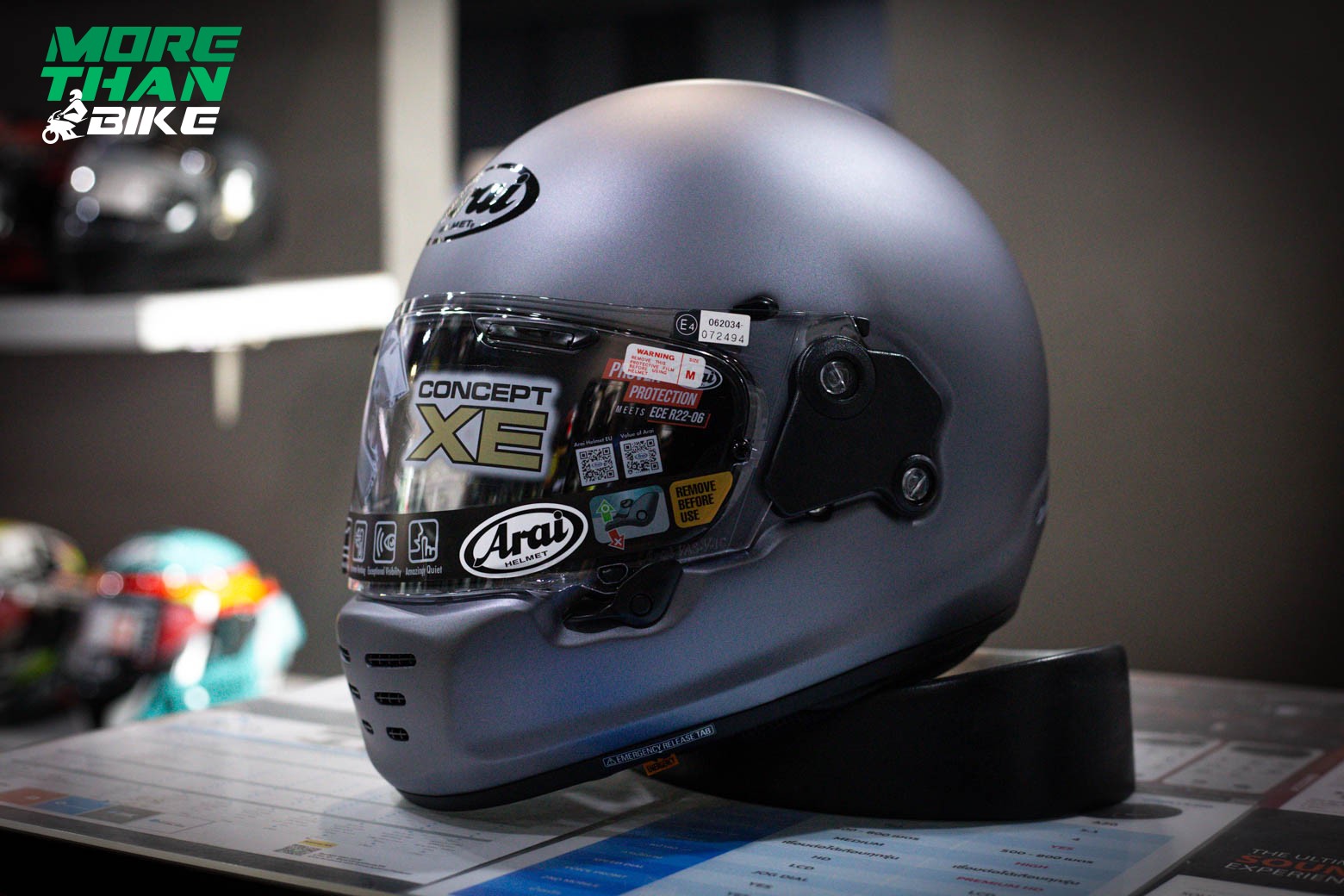 arai-concept-xe-platinum-grey-frost-1 arai-concept-xe-platinum-grey-frost-1