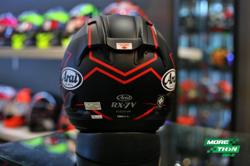 arai-rx-7v-maze-black-frost-5