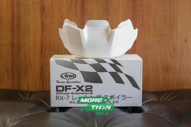 arai-spoiler-rx-7v-glass-white-1