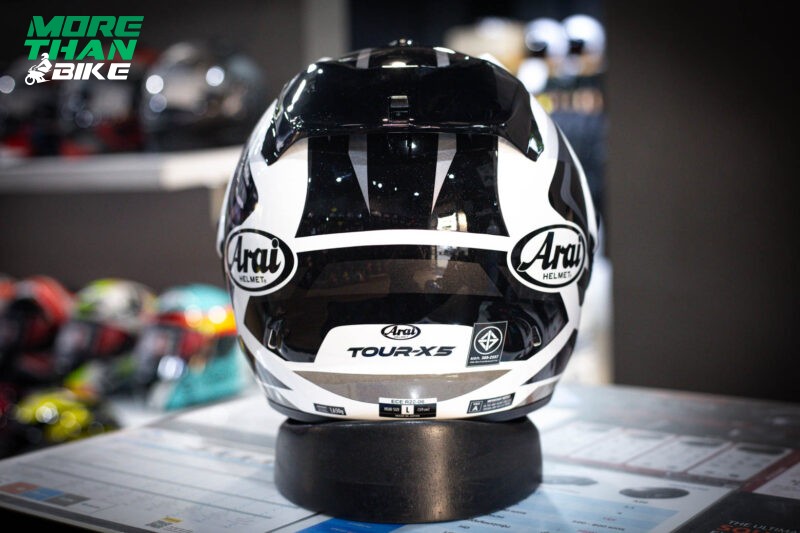 arai-tour-x5-discovery-white-1-5