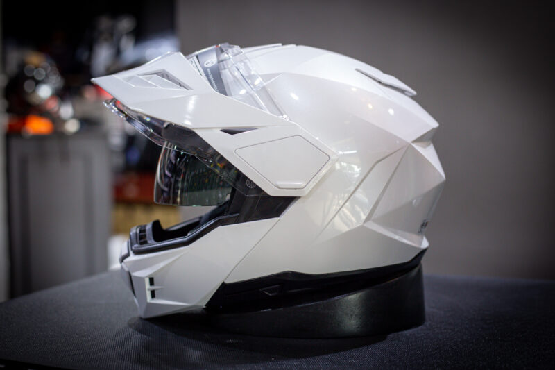 hjc-i80-pearl-white-1-2