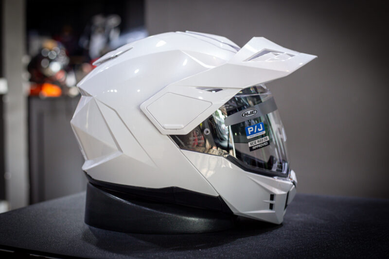 hjc-i80-pearl-white-1-4 hjc-i80-pearl-white-1-4