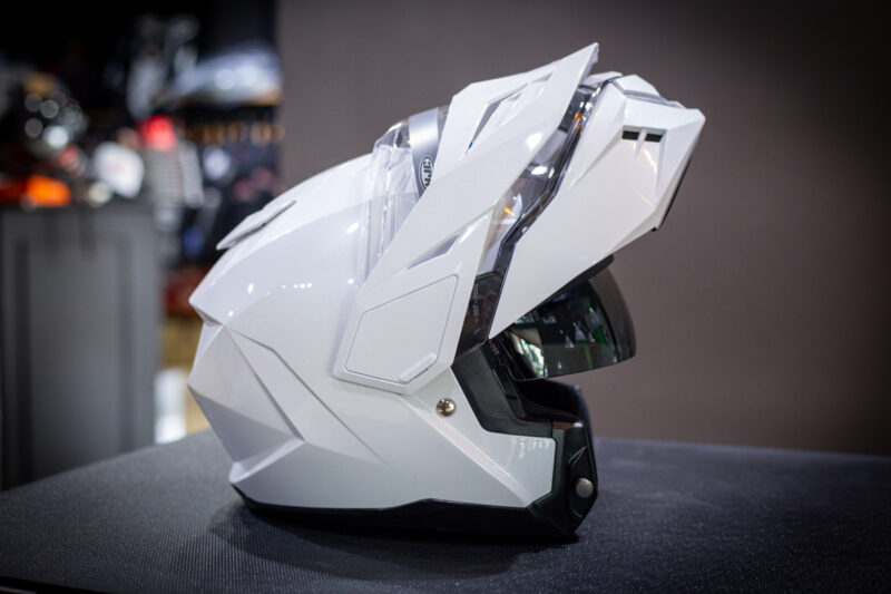 hjc-i80-pearl-white-1-7 hjc-i80-pearl-white-1-7