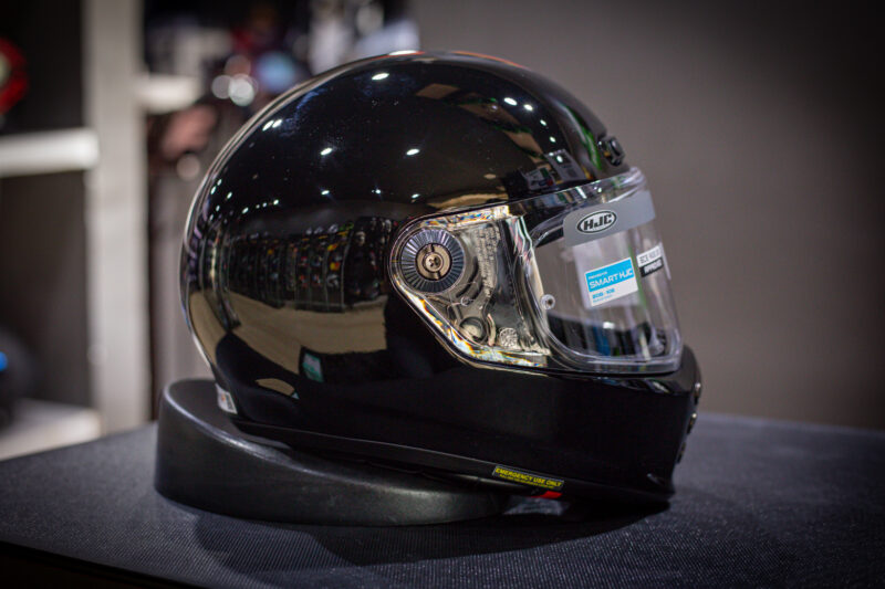 hjc-v10-black-1-4