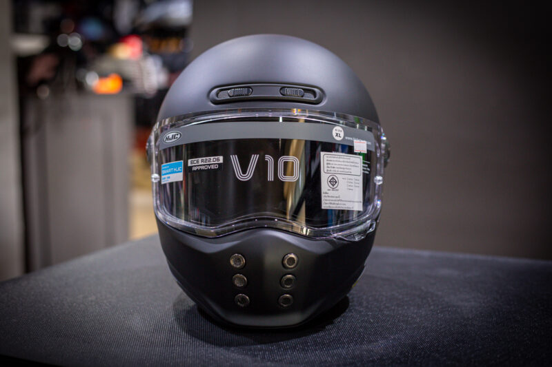 hjc-v10-matt-black-3