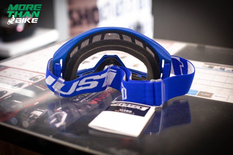 just1-goggle-vitro-solid-blue-white-3