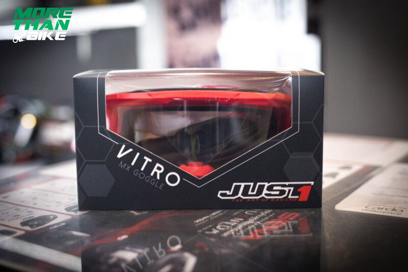 just1-goggle-vitro-solid-red-white-1