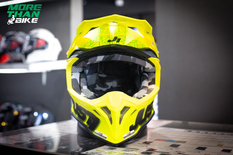 just1-j39-kinetic-grey-camo-fluo-yellow-matt-1-3