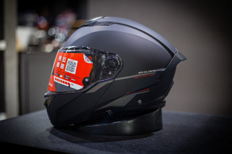 mt-atom2-sv-matt-black-1