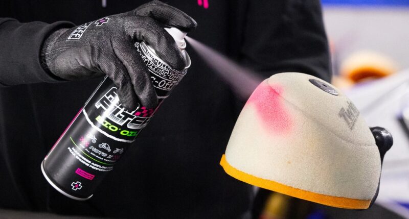muc-off-bio-air-filter-oil-aerosol-3 muc-off-bio-air-filter-oil-aerosol-3