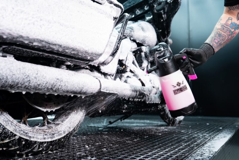 muc-off-foam-sprayer-kit-10