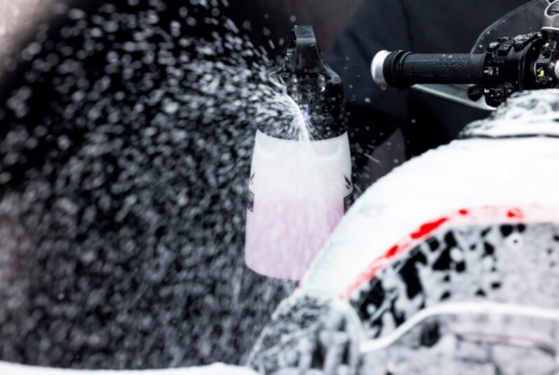 muc-off-foam-sprayer-kit-9
