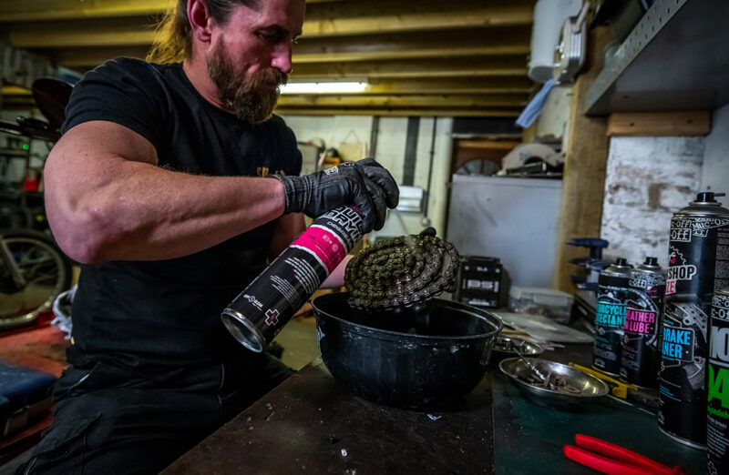 muc-off-high-pressure-quick-drying-degreaser-all-purpose-5 muc-off-high-pressure-quick-drying-degreaser-all-purpose-5