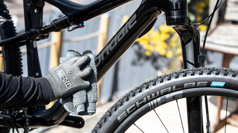 muc-off-miracle-shine-3