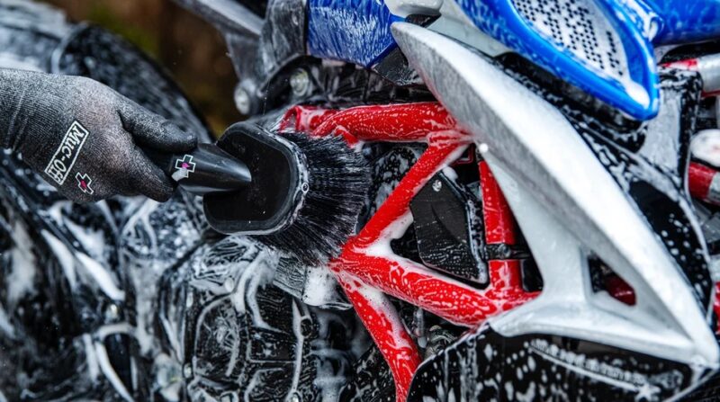 muc-off-soft-washing-brush-5 muc-off-soft-washing-brush-5