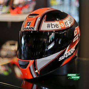 SHARK D-SKWAL SAM LOWES