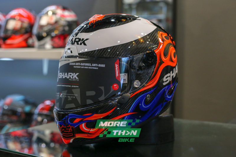 shark-race-r-pro--carbon-lorenzo-2019-1