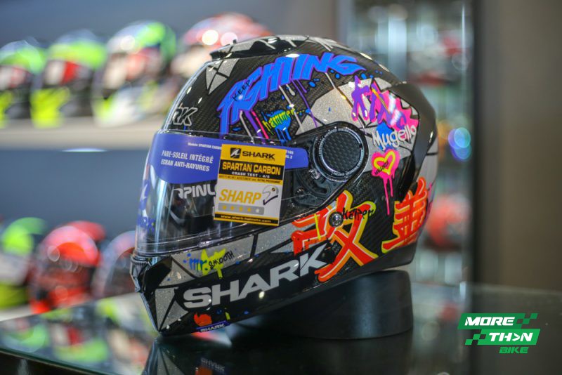 shark-spartan-carbon-lorenzo-catalunya-1