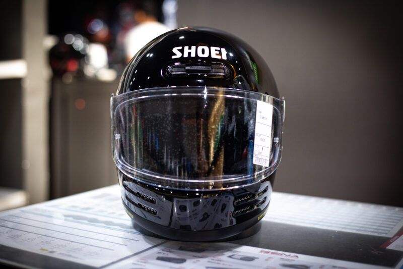 shoei-glamster-basalt-black-1-2