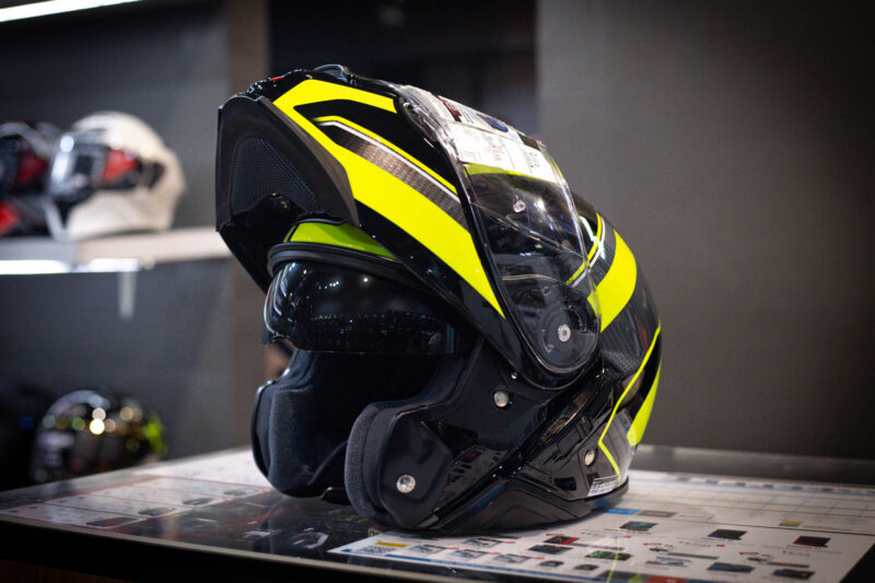shoei-neotec2-excursion-tc3-1