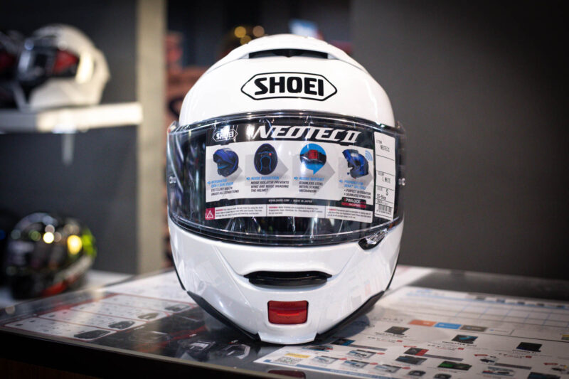 shoei-neotec2-white-4