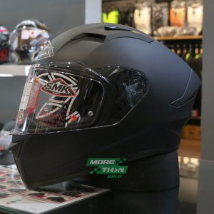 หมวกกันน็อค SMK รุ่น STELLAR Matt Black