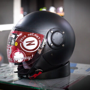 หมวกกันน็อค ZEUS รุ่น ZS-217 Matt Black