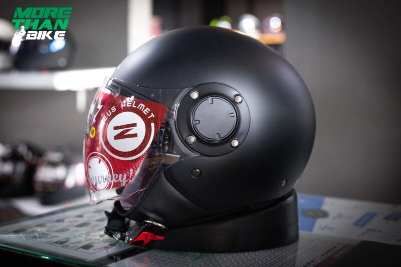 zeus-zs-217-matt-black-2