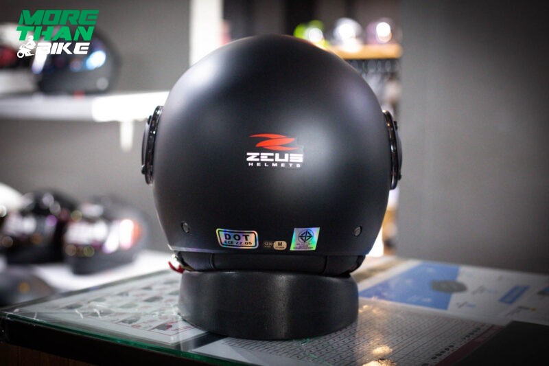 zeus-zs-217-matt-black-6