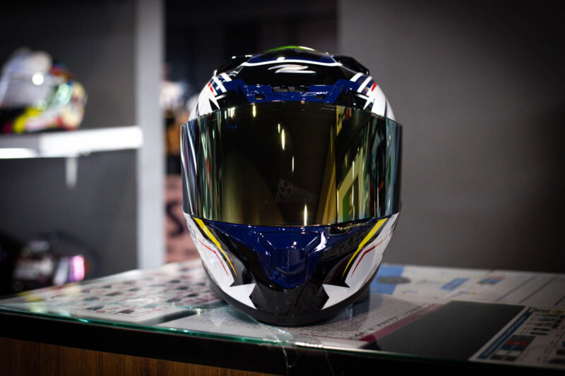 zeus-zs-826-blue-yellow-3