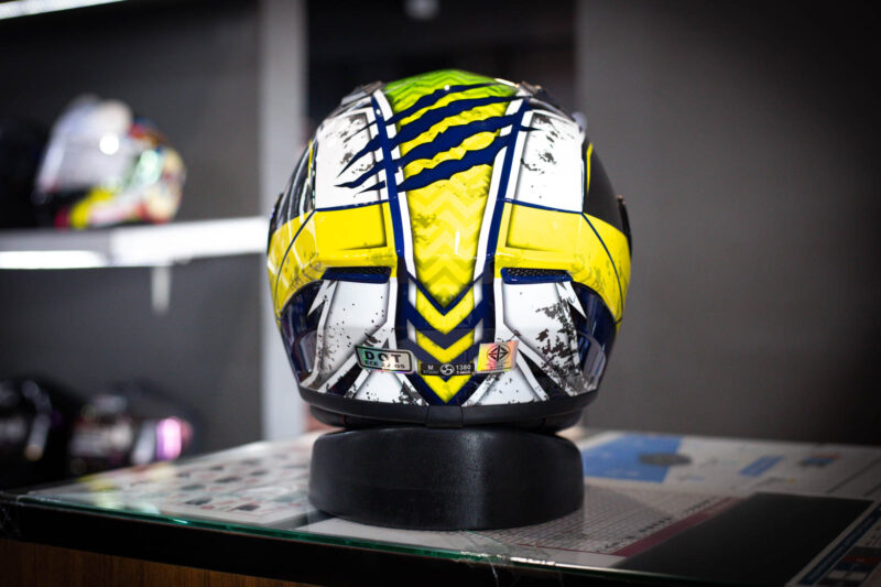 zeus-zs-826-blue-yellow-5